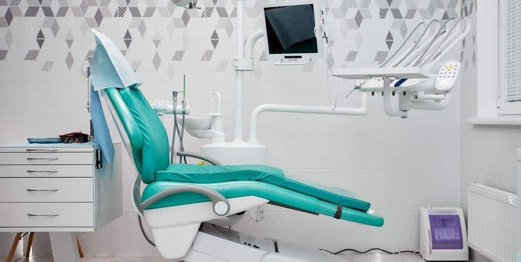 Dental treatment chair and equipment